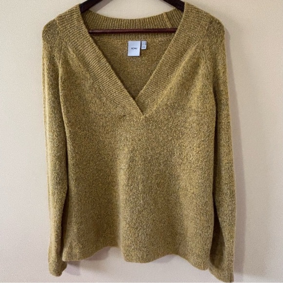 ICHI| V-Neck Alpaca Blend Mustard/Gold Oversized Cozy Boutique Euro Sweater Sz L - Picture 1 of 4